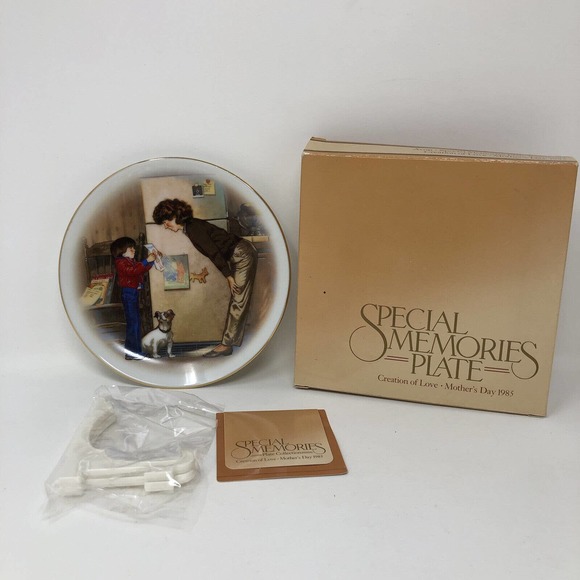 Creation of Love Plate Avon 1985 Mothers Day Tom Newsom Caucasian NOS - Picture 1 of 8